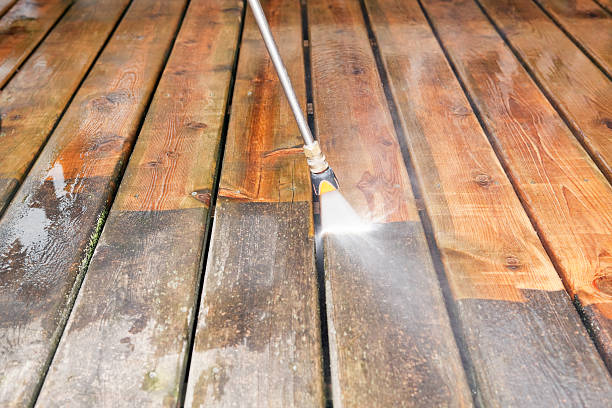 Deck Cleaning Services in Walnut Creek, OH